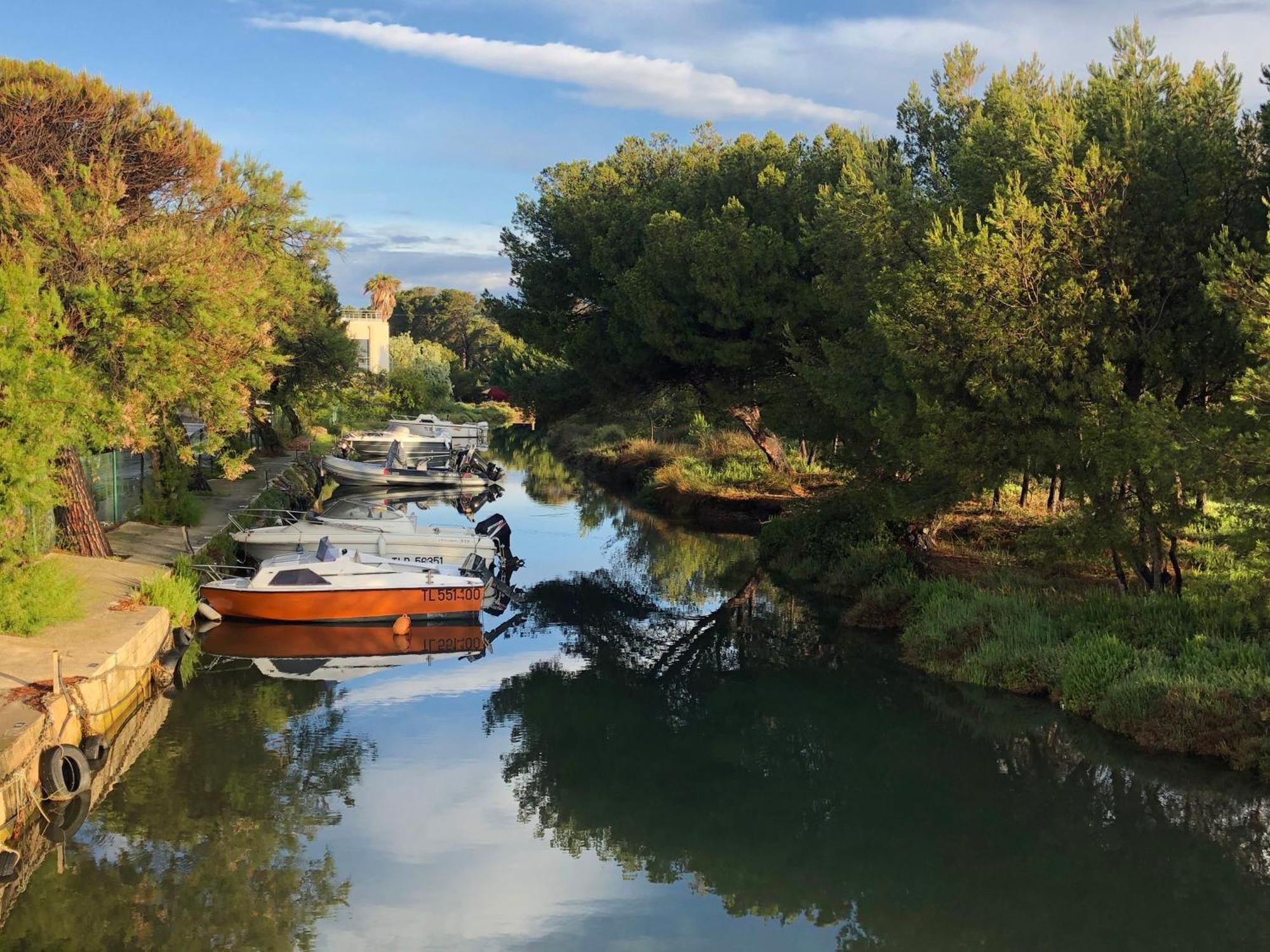Appartamento Le Club Des Cigales Hyères Esterno foto