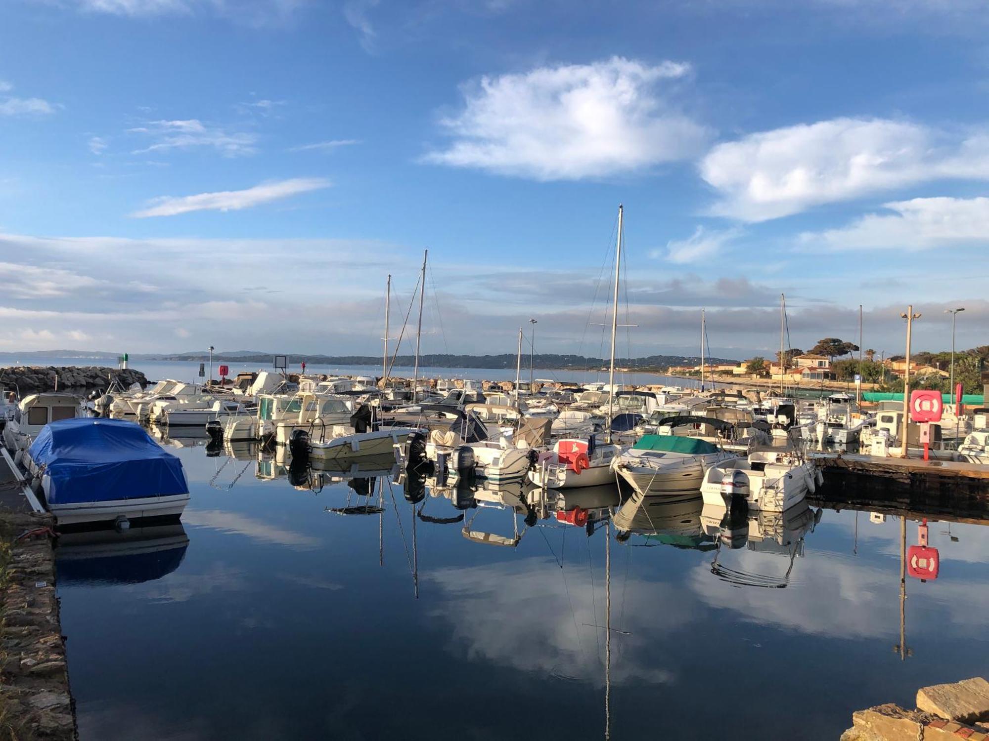 Appartamento Le Club Des Cigales Hyères Esterno foto