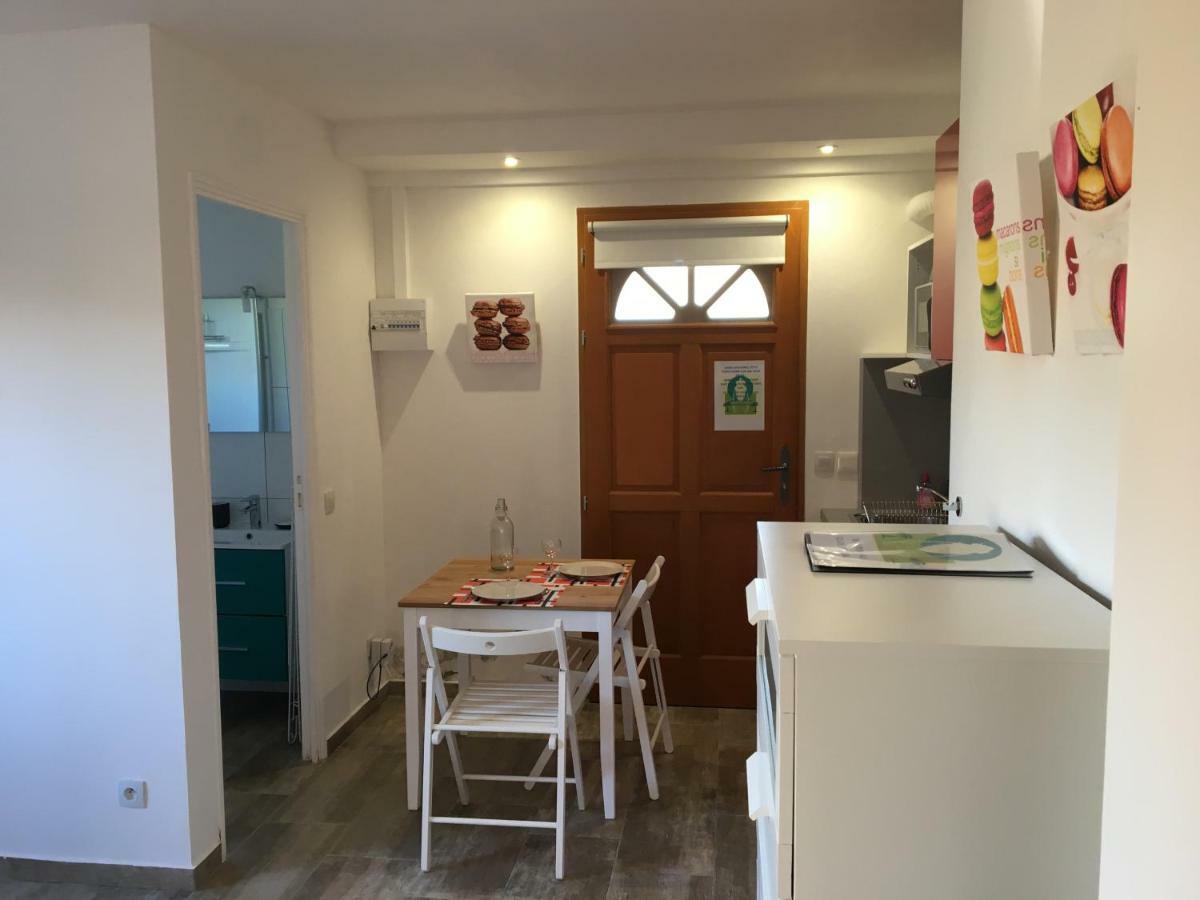Appartamento Le Club Des Cigales Hyères Esterno foto