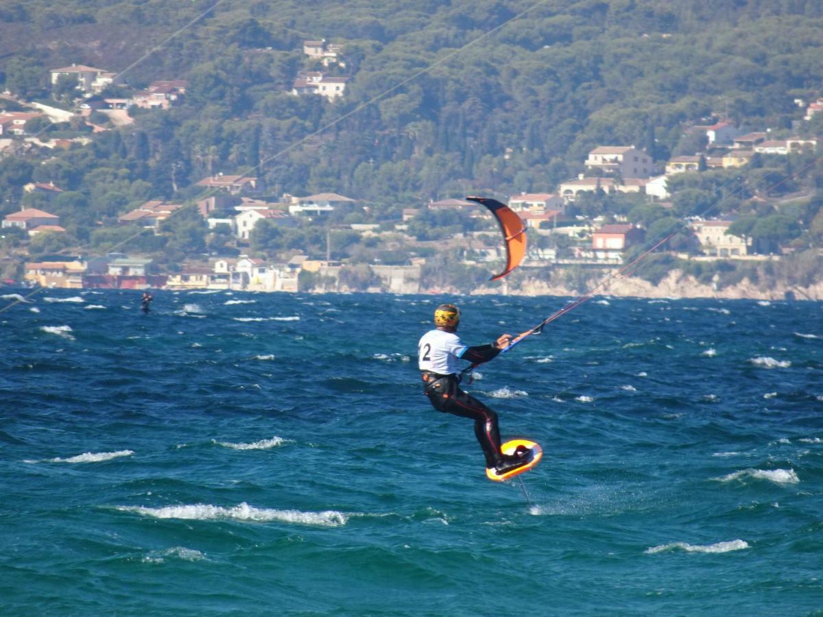 Appartamento Le Club Des Cigales Hyères Esterno foto